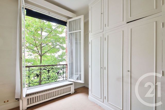 Appartement F5 à vendre - 5 pièces - 108.63 m2 - PARIS - 75016 - ILE-DE-FRANCE - Century 21 Victor Hugo - Trocadéro