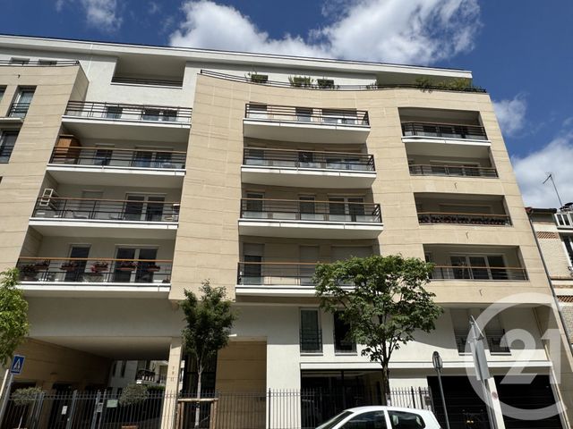 Appartement F3 à vendre - 3 pièces - 69.33 m2 - COURBEVOIE - 92 - ILE-DE-FRANCE - Century 21 Victor Hugo - Trocadéro