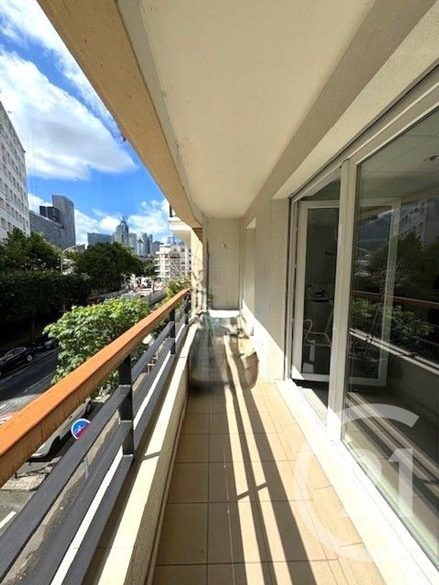 Appartement F3 à vendre - 3 pièces - 69.33 m2 - COURBEVOIE - 92 - ILE-DE-FRANCE - Century 21 Victor Hugo - Trocadéro