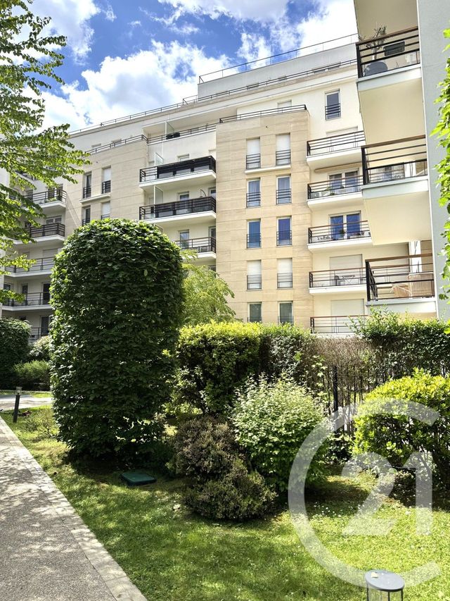 Appartement F3 à vendre - 3 pièces - 69.33 m2 - COURBEVOIE - 92 - ILE-DE-FRANCE - Century 21 Victor Hugo - Trocadéro
