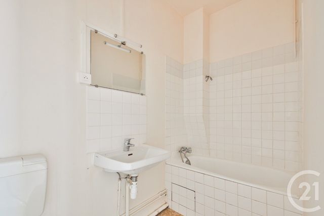 Appartement F2 à vendre - 2 pièces - 31.52 m2 - PUTEAUX - 92 - ILE-DE-FRANCE - Century 21 Victor Hugo - Trocadéro