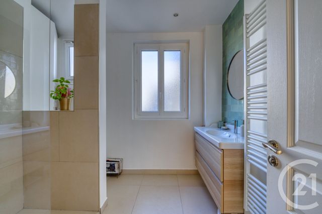 Appartement F4 à vendre - 4 pièces - 94.05 m2 - PARIS - 75017 - ILE-DE-FRANCE - Century 21 Victor Hugo - Trocadéro