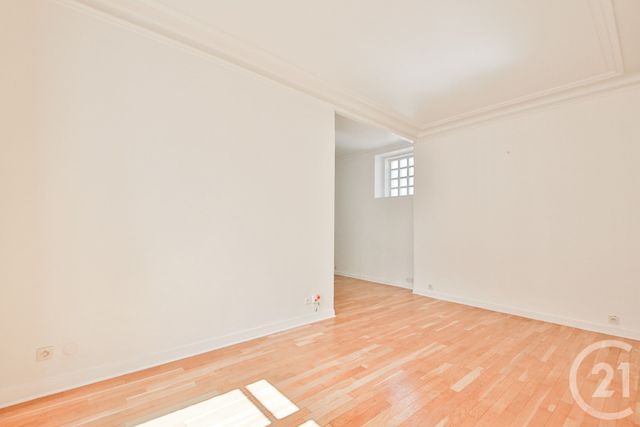 Appartement F2 à vendre - 2 pièces - 45.03 m2 - PARIS - 75016 - ILE-DE-FRANCE - Century 21 Victor Hugo - Trocadéro