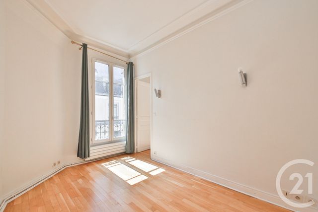 Appartement F2 à vendre - 2 pièces - 45.03 m2 - PARIS - 75016 - ILE-DE-FRANCE - Century 21 Victor Hugo - Trocadéro