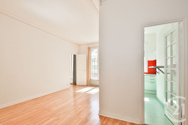 Appartement F2 à vendre - 2 pièces - 45.03 m2 - PARIS - 75016 - ILE-DE-FRANCE - Century 21 Victor Hugo - Trocadéro