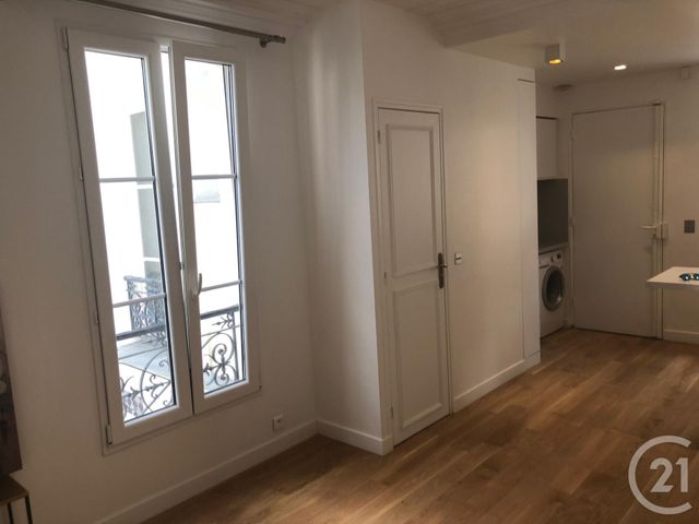 Appartement F2 à louer - 2 pièces - 29.38 m2 - PARIS - 75116 - ILE-DE-FRANCE - Century 21 Victor Hugo - Trocadéro