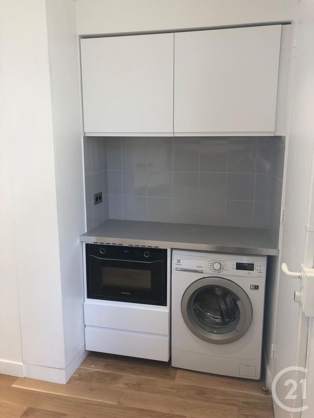 Appartement F2 à louer - 2 pièces - 29.38 m2 - PARIS - 75116 - ILE-DE-FRANCE - Century 21 Victor Hugo - Trocadéro