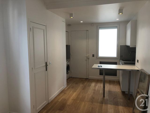 Appartement F2 à louer - 2 pièces - 29.38 m2 - PARIS - 75116 - ILE-DE-FRANCE - Century 21 Victor Hugo - Trocadéro
