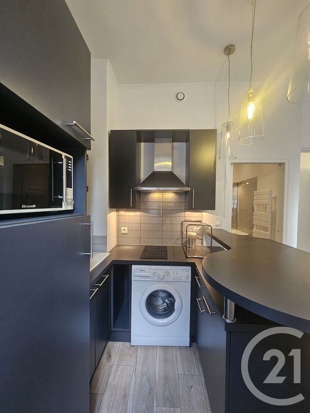 Appartement Studio à vendre - 1 pièce - 18.5 m2 - PARIS - 75016 - ILE-DE-FRANCE - Century 21 Victor Hugo - Trocadéro