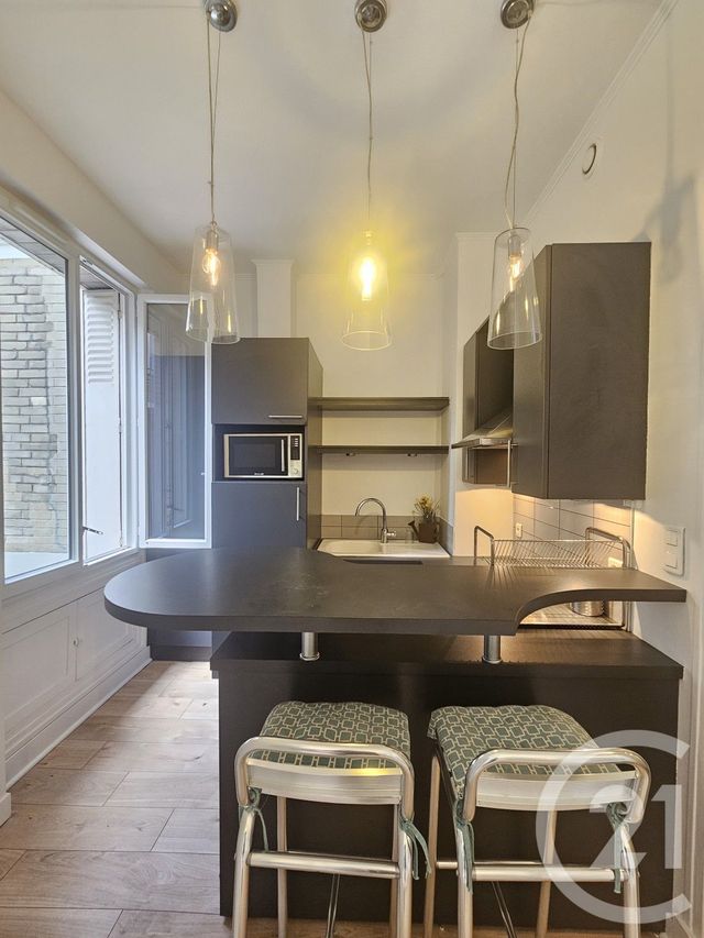 Appartement Studio à vendre - 1 pièce - 18.5 m2 - PARIS - 75016 - ILE-DE-FRANCE - Century 21 Victor Hugo - Trocadéro