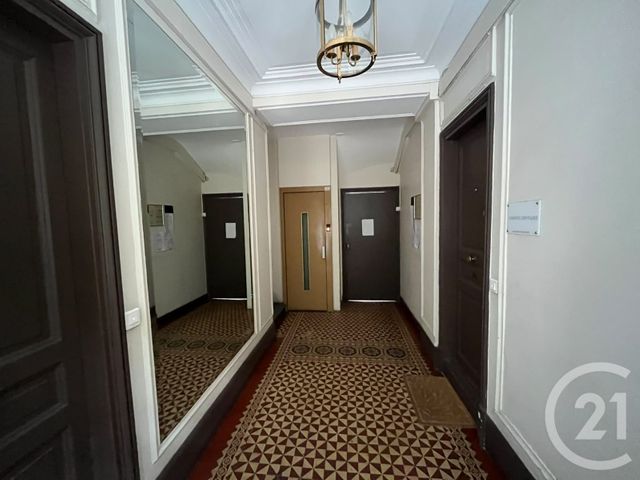 Appartement F2 à louer - 2 pièces - 43.36 m2 - PARIS - 75017 - ILE-DE-FRANCE - Century 21 Victor Hugo - Trocadéro