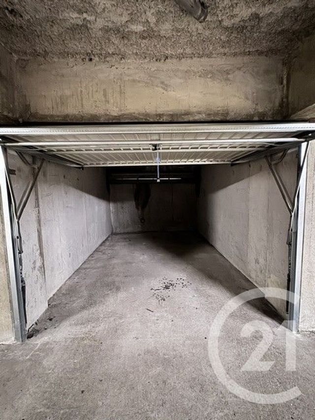 Appartement F3 à vendre - 3 pièces - 53.82 m2 - COURBEVOIE - 92 - ILE-DE-FRANCE - Century 21 Victor Hugo - Trocadéro