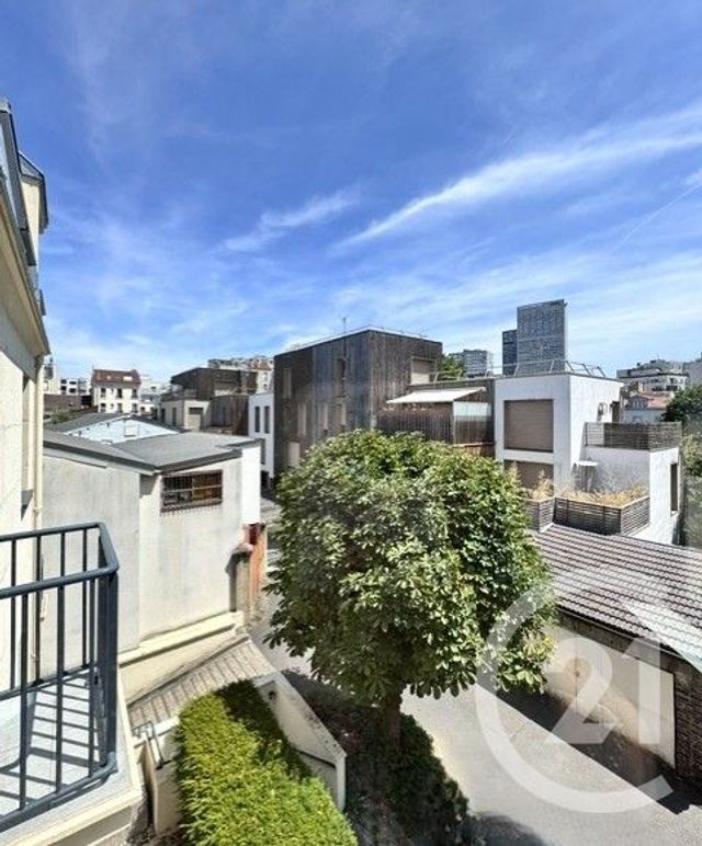 Appartement F3 à vendre - 3 pièces - 53.82 m2 - COURBEVOIE - 92 - ILE-DE-FRANCE - Century 21 Victor Hugo - Trocadéro