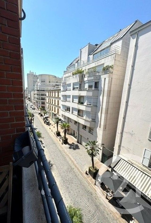 Appartement à vendre - 3 pièces - 48.51 m2 - LEVALLOIS PERRET - 92 - ILE-DE-FRANCE - Century 21 Victor Hugo - Trocadéro