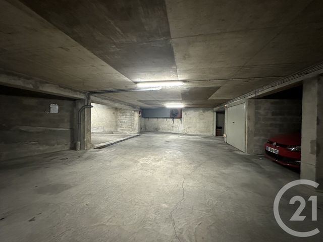 parking à louer - 14.0 m2 - PARIS - 75016 - ILE-DE-FRANCE - Century 21 Victor Hugo - Trocadéro