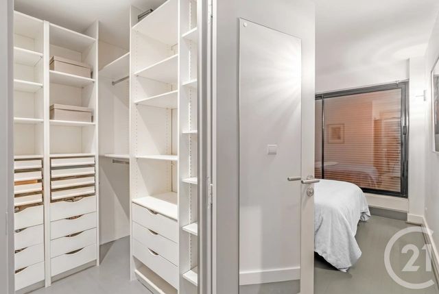 Appartement F4 à vendre - 4 pièces - 89.98 m2 - PARIS - 75116 - ILE-DE-FRANCE - Century 21 Victor Hugo - Trocadéro