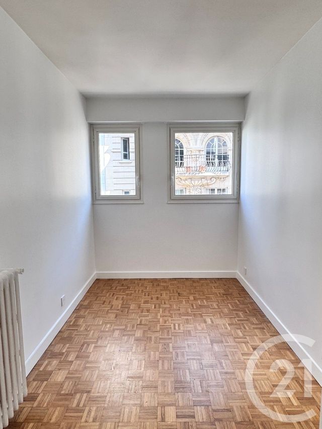 Appartement F4 à louer - 4 pièces - 88.54 m2 - NEUILLY SUR SEINE - 92 - ILE-DE-FRANCE - Century 21 Victor Hugo - Trocadéro