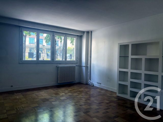 Appartement F3 à vendre - 3 pièces - 107.14 m2 - PARIS - 75015 - ILE-DE-FRANCE - Century 21 Victor Hugo - Trocadéro