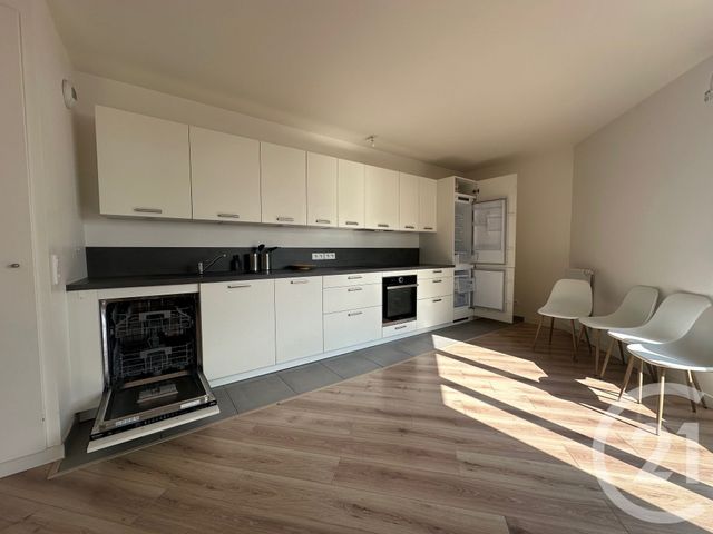 Appartement F3 à louer - 3 pièces - 70.7 m2 - ST OUEN - 93 - ILE-DE-FRANCE - Century 21 Victor Hugo - Trocadéro