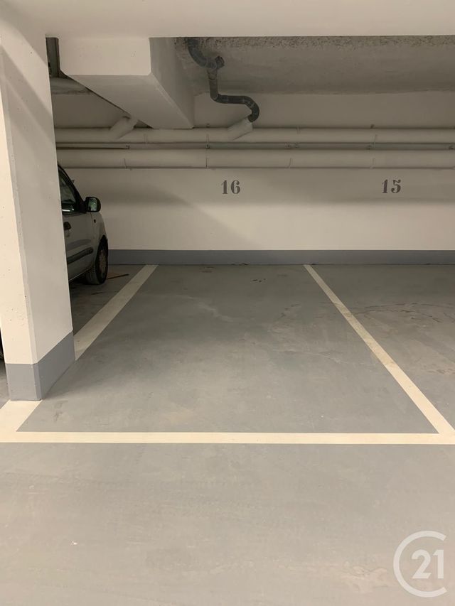 Appartement F3 à louer - 3 pièces - 70.7 m2 - ST OUEN - 93 - ILE-DE-FRANCE - Century 21 Victor Hugo - Trocadéro