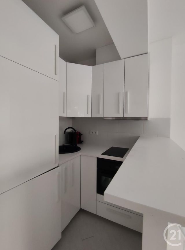 Appartement F1 à louer - 1 pièce - 29.14 m2 - PARIS - 75016 - ILE-DE-FRANCE - Century 21 Victor Hugo - Trocadéro