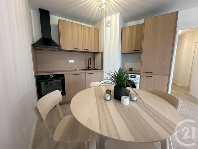 Appartement F3 à louer - 3 pièces - 65.21 m2 - AUBERVILLIERS - 93 - ILE-DE-FRANCE - Century 21 Victor Hugo - Trocadéro