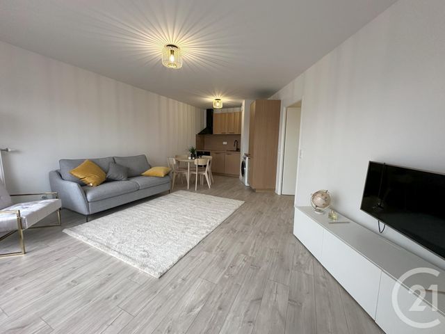 Appartement F3 à louer - 3 pièces - 65.21 m2 - AUBERVILLIERS - 93 - ILE-DE-FRANCE - Century 21 Victor Hugo - Trocadéro