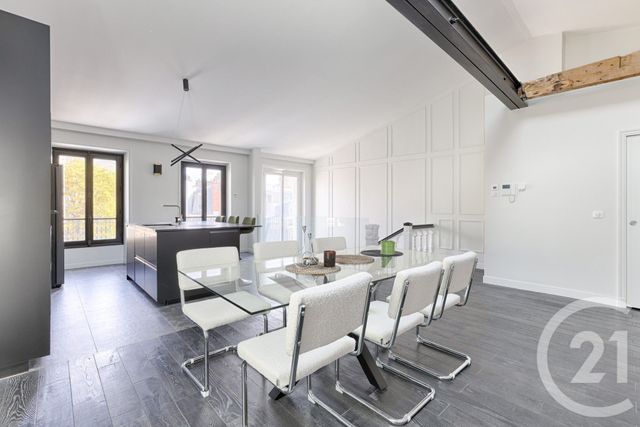 Appartement Duplex à louer - 4 pièces - 142.25 m2 - PARIS - 75016 - ILE-DE-FRANCE - Century 21 Victor Hugo - Trocadéro