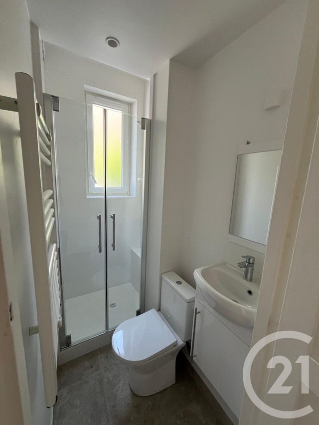 Appartement F2 à louer - 2 pièces - 33.01 m2 - PARIS - 75015 - ILE-DE-FRANCE - Century 21 Victor Hugo - Trocadéro
