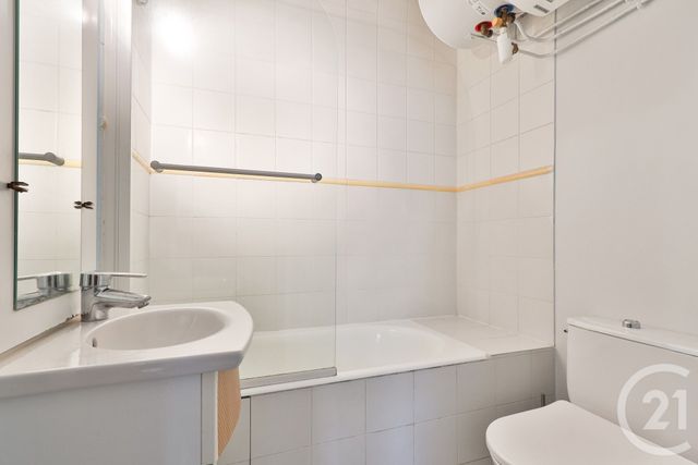 Appartement F1 à vendre - 1 pièce - 24.01 m2 - PARIS - 75016 - ILE-DE-FRANCE - Century 21 Victor Hugo - Trocadéro