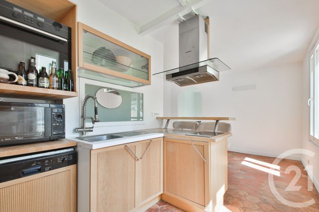 Appartement F2 à vendre - 2 pièces - 37.6 m2 - PARIS - 75015 - ILE-DE-FRANCE - Century 21 Victor Hugo - Trocadéro