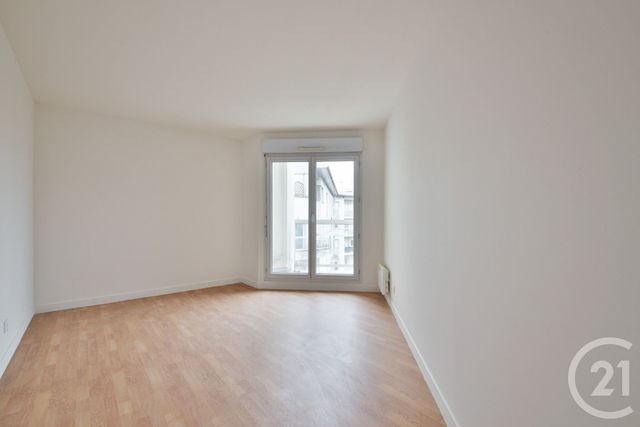 Appartement F4 à vendre - 4 pièces - 107.93 m2 - SURESNES - 92 - ILE-DE-FRANCE - Century 21 Victor Hugo - Trocadéro