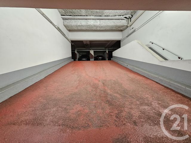 parking à louer - 11.63 m2 - PARIS - 75016 - ILE-DE-FRANCE - Century 21 Victor Hugo - Trocadéro