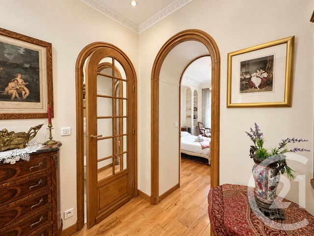 Appartement F2 à louer - 2 pièces - 75.94 m2 - NEUILLY SUR SEINE - 92 - ILE-DE-FRANCE - Century 21 Victor Hugo - Trocadéro