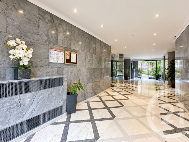Appartement F2 à louer - 2 pièces - 75.94 m2 - NEUILLY SUR SEINE - 92 - ILE-DE-FRANCE - Century 21 Victor Hugo - Trocadéro