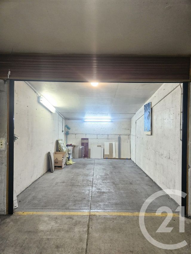 Appartement F2 à louer - 2 pièces - 54.7 m2 - PARIS - 75016 - ILE-DE-FRANCE - Century 21 Victor Hugo - Trocadéro