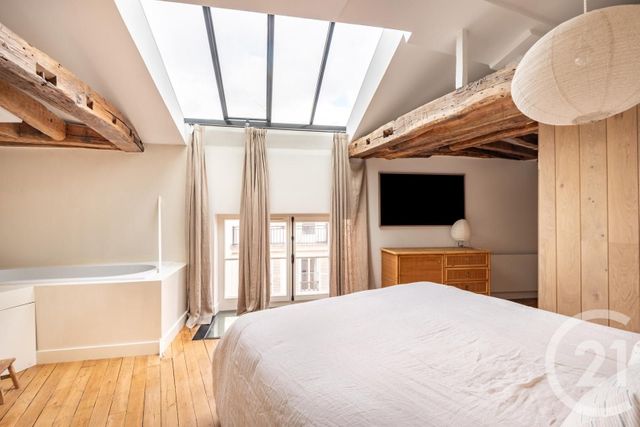 Appartement Duplex à vendre - 3 pièces - 77.12 m2 - PARIS - 75009 - ILE-DE-FRANCE - Century 21 Victor Hugo - Trocadéro