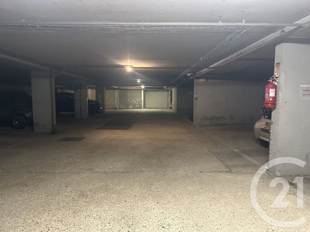 parking à louer - 11.07 m2 - PARIS - 75016 - ILE-DE-FRANCE - Century 21 Victor Hugo - Trocadéro