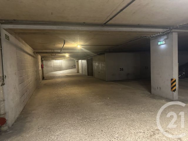 parking à louer - 11.07 m2 - PARIS - 75016 - ILE-DE-FRANCE - Century 21 Victor Hugo - Trocadéro