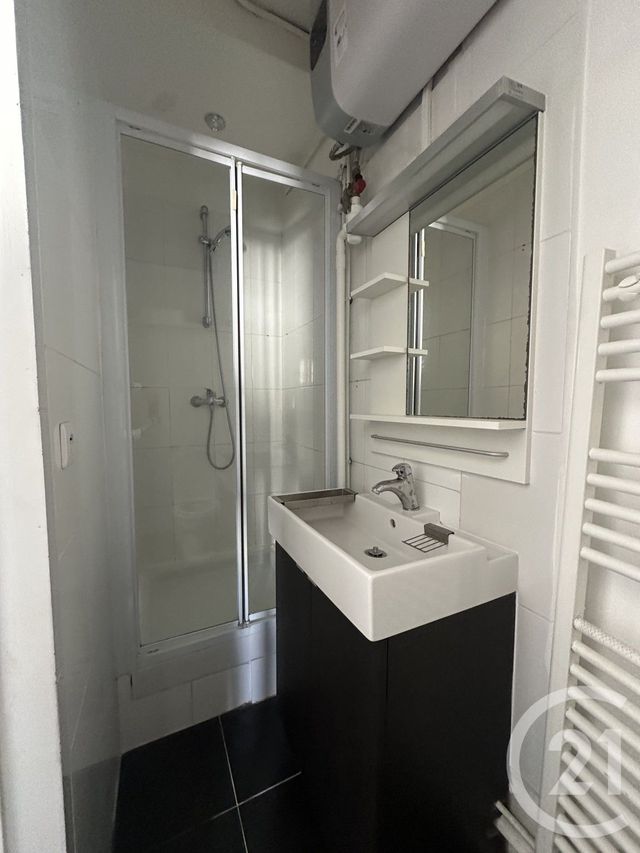 Appartement F1 à vendre - 1 pièce - 33.07 m2 - PARIS - 75016 - ILE-DE-FRANCE - Century 21 Victor Hugo - Trocadéro