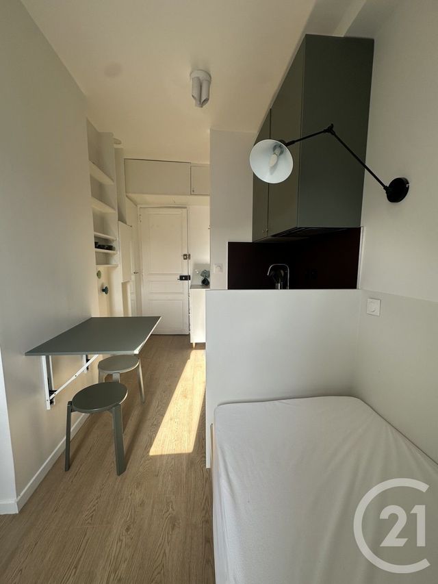 Appartement F1 à vendre - 1 pièce - 9.75 m2 - PARIS - 75016 - ILE-DE-FRANCE - Century 21 Victor Hugo - Trocadéro