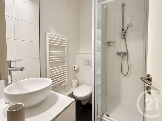 Appartement F4 à louer - 4 pièces - 83.9 m2 - PARIS - 75016 - ILE-DE-FRANCE - Century 21 Victor Hugo - Trocadéro