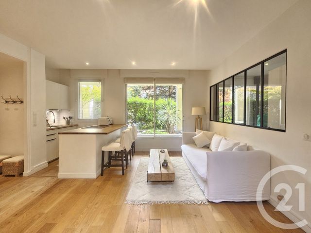 Appartement F2 à louer - 2 pièces - 39.06 m2 - PARIS - 75016 - ILE-DE-FRANCE - Century 21 Victor Hugo - Trocadéro
