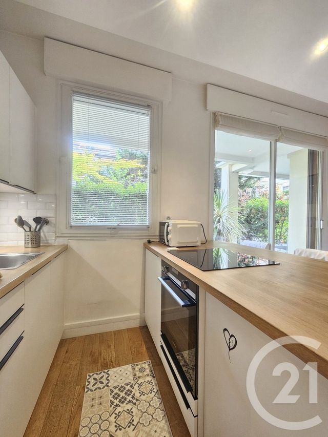 Appartement F2 à louer - 2 pièces - 39.06 m2 - PARIS - 75016 - ILE-DE-FRANCE - Century 21 Victor Hugo - Trocadéro