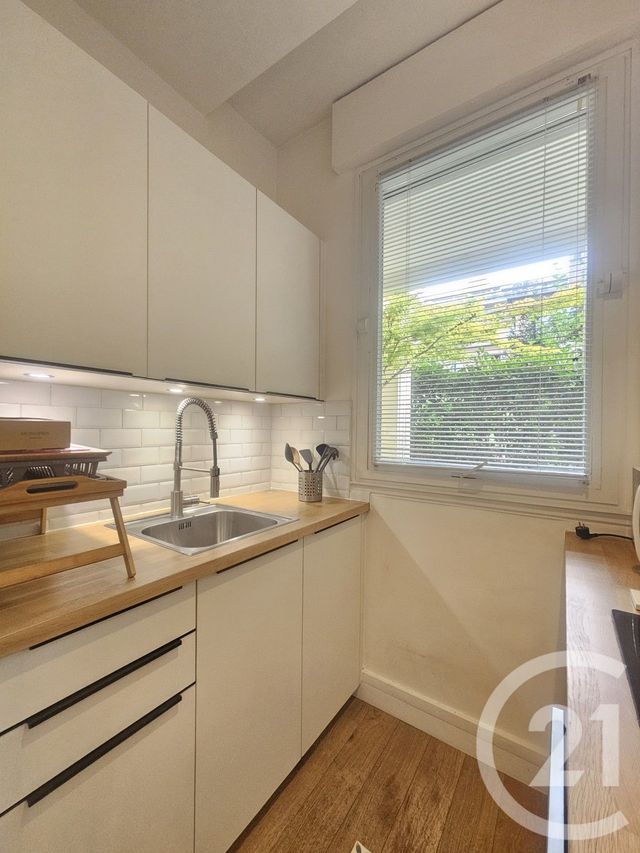 Appartement F2 à louer - 2 pièces - 39.06 m2 - PARIS - 75016 - ILE-DE-FRANCE - Century 21 Victor Hugo - Trocadéro