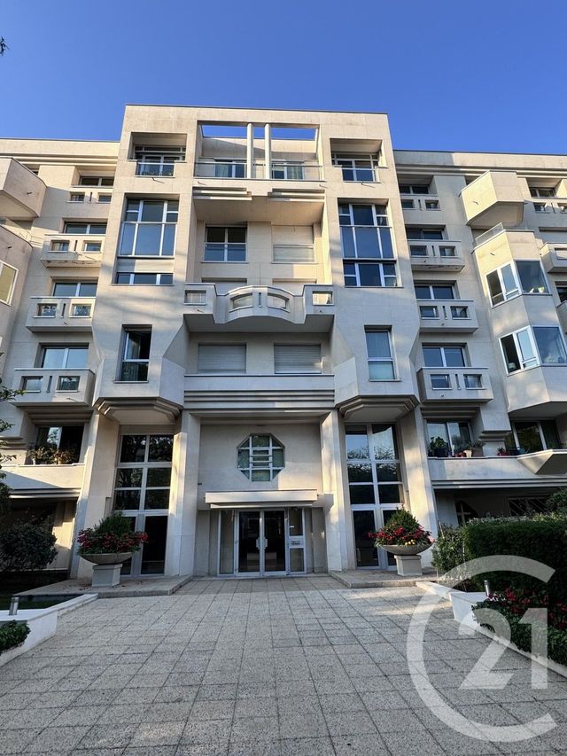 Appartement Studio à louer - 1 pièce - 20.0 m2 - NEUILLY SUR SEINE - 92 - ILE-DE-FRANCE - Century 21 Victor Hugo - Trocadéro