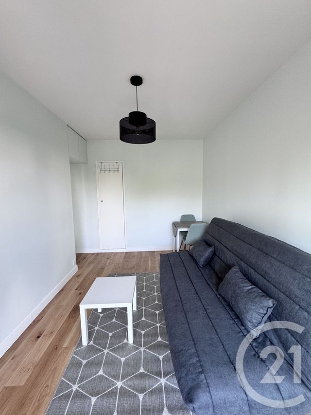 Appartement Studio à louer - 1 pièce - 20.0 m2 - NEUILLY SUR SEINE - 92 - ILE-DE-FRANCE - Century 21 Victor Hugo - Trocadéro