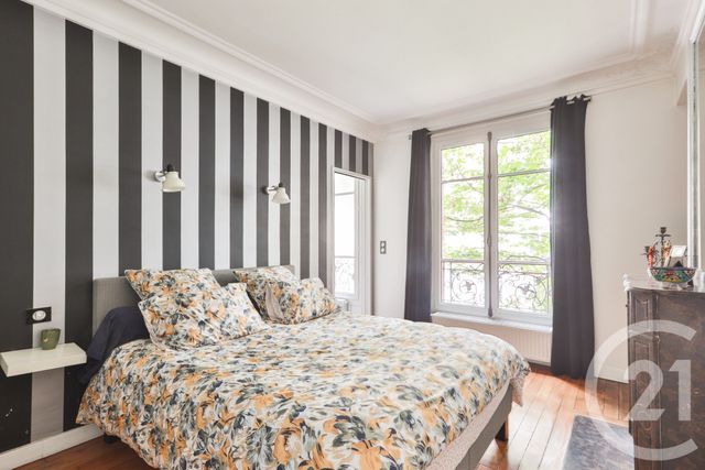 Appartement F5 à vendre - 5 pièces - 106.35 m2 - PARIS - 75016 - ILE-DE-FRANCE - Century 21 Victor Hugo - Trocadéro