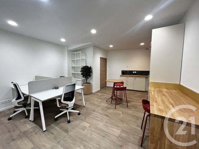 Appartement F3 à louer - 3 pièces - 60.27 m2 - PARIS - 75016 - ILE-DE-FRANCE - Century 21 Victor Hugo - Trocadéro