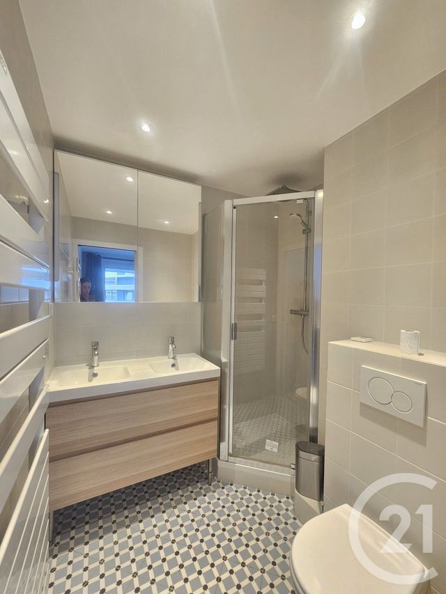 Appartement F3 à louer - 3 pièces - 87.19 m2 - PARIS - 75016 - ILE-DE-FRANCE - Century 21 Victor Hugo - Trocadéro